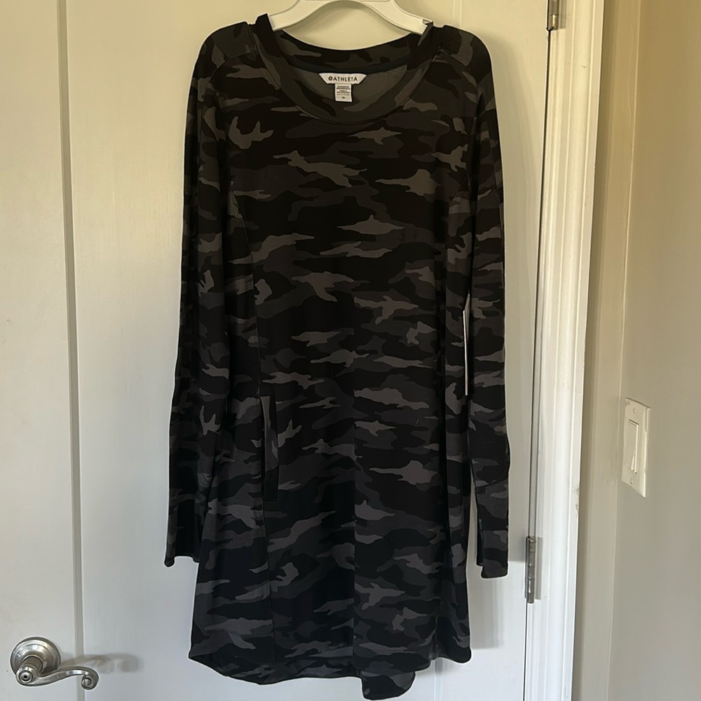 Athleta Balance dress size medium
